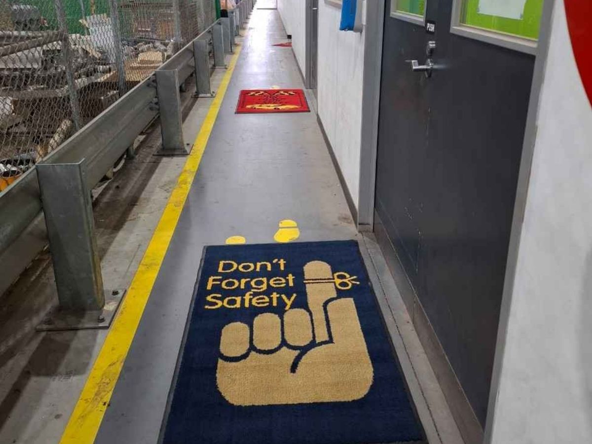 safety massage mats